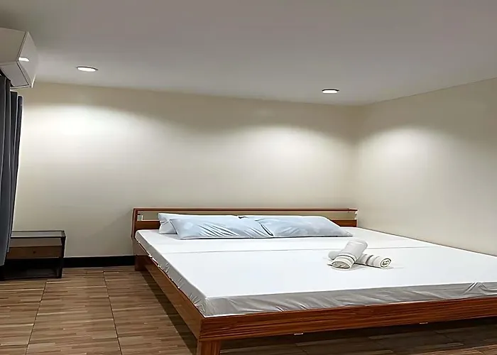 4vj's Apartelle Hotell